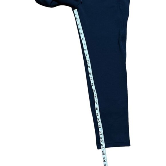 Lululemon City Sleek Sweatpant 28"  Women Size 2 - Picture 10 of 11